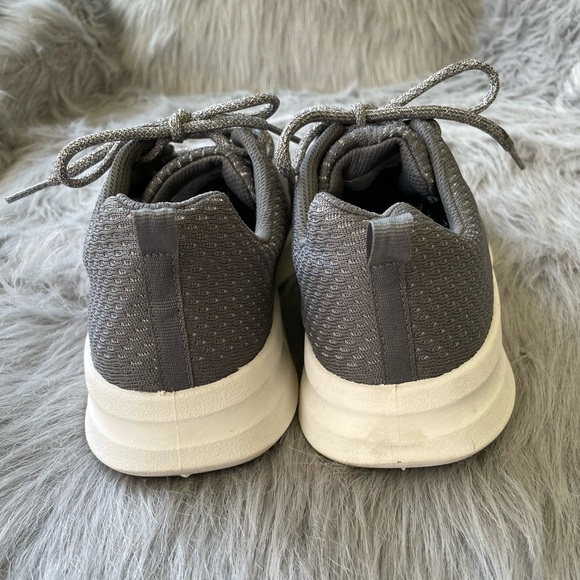 Woman’s NWOT ATHLETIC WORKS Lifestyle Jogger. - Picture 3 of 5